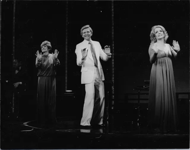 Broadway Theater Musical Photograph David Kernan 1977 "Side By Side" 7 3/4 x 10