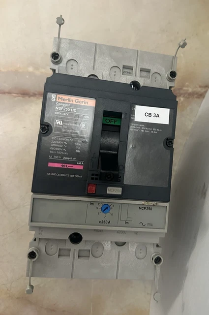 MERLIN GERIN NSF250 HC COMPACT CIRCUIT BREAKER 250A 50 / 60 Hz