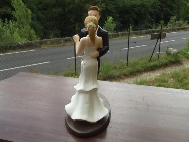 statuette couple de mariés dansant mariage, fiançailles, anniversaire de mariage 2