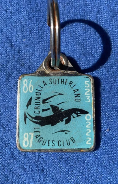 1986-87 CRONULLA SUTHERLAND Leagues Club, member enamel badge #11666, 24mm