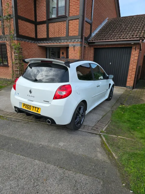 2010 Renault Clio RS200