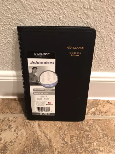 AT-A-GLANCE Telephone / Address Book, Large Print, 500 Entries, 8.38 x 5.38