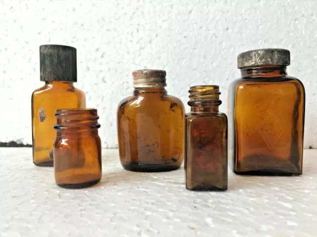 Alt Vintage Bernstein Glas 5 Verschiedene Form Medikamenten Flasche Antik Selten 2
