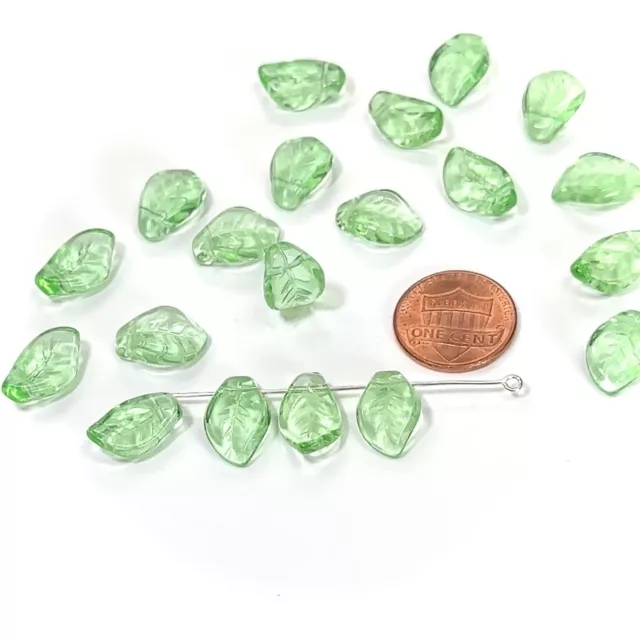 Czech Druk Glass Beads, Small Wavy Leaf Top Hole, 15x10mm, Peridot green 20pcs