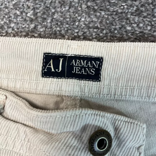 Pantalones de mezclilla Armani Jeans J15 para mujer de pana W30 L33 regulares rectos beige crema nuevos con etiquetas