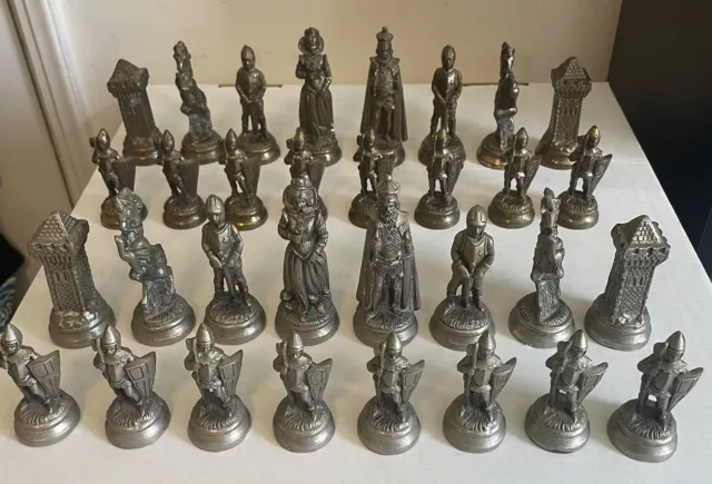Metal Chess Set Mary Stuart Queen Of Scots Theme By Italfama