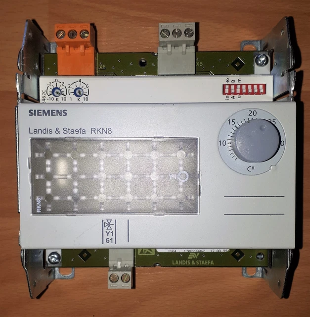 Siemens Landis & Staefa QAA11 Raumthemperaturfühler M.Sollwertverst. 17-5 # 3901 | UK