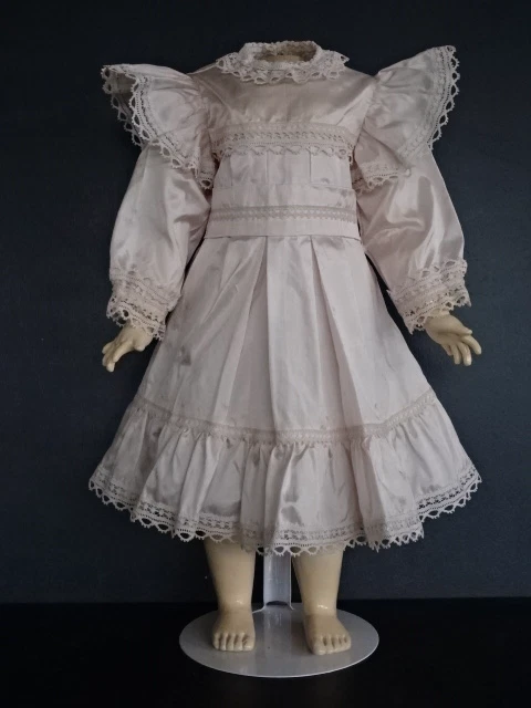 ROBE en soie rose pour poupée ancienne de 48-51 cm - Poupée Jumeau, Bru