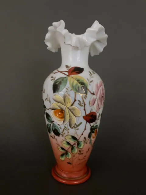 Vase en opaline XIXe Napoléon III décor floral col en dentelle H5353 2