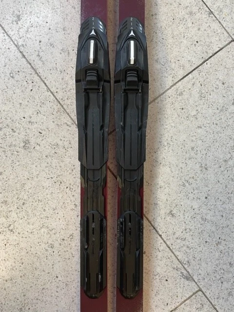 Atomic Redster S9 Gen S Testski inkl. Bindung 183cm med und hard 3