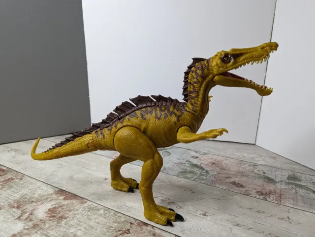 Jurassic World Dino Rivals Mega Dual Attack Suchomimus Action Figure Toy