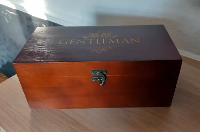 Gentlemen by Cumbreca Empty Whiskey Box