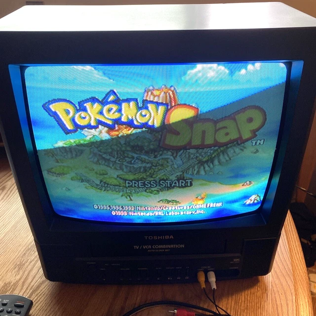 Toshiba MV13M3 13" CRT TV VCR VHS Combo w/remote Retro Gaming Tested works great