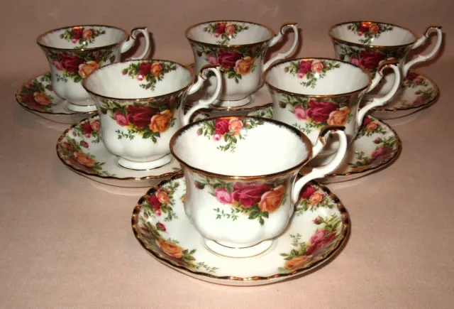 Royal Albert Old Country Roses  6 Tea Cups & Saucers, English, Excellent