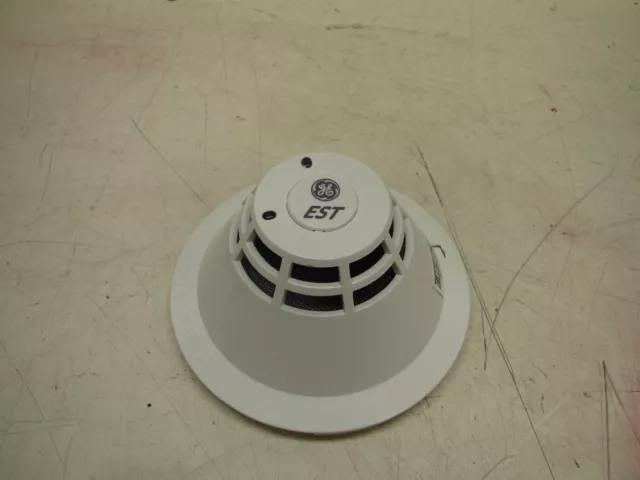 Edwards EST Intelligent Photoelectric Smoke Detector CAT. NO. SIGA-PS