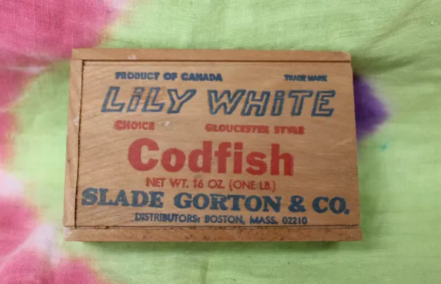 Vintage Slade Gorton & Co.® LILY WHITE™ Choice Gloucester Style Codfish Wood Box