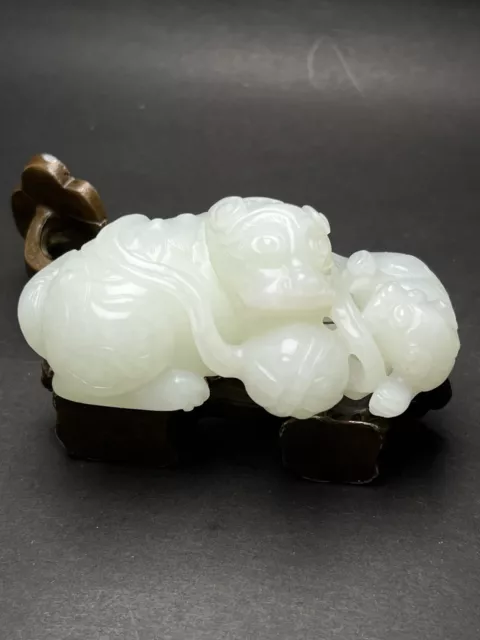Chinese Exquisite Handmade Lion carving Hetian Jade Statue