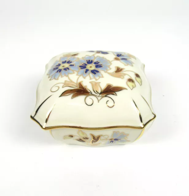 Zsolnay Porzellan Dose CORNFLOWER Handbemalt Hungary Handpainted Porcelain Box