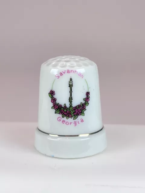 Savannah Georgia Lamppost & Flowers Porcelain Collectible Souvenir Thimble
