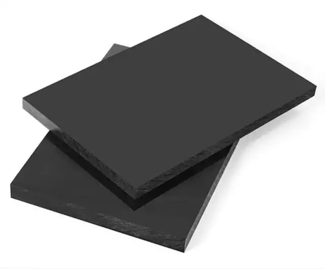 Plaque PomC Noir 200/70/133mm