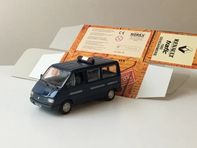 Coffret Norev 1/43 - Renault Trafic Generation 2004 - Très Bon état Avec Boîte