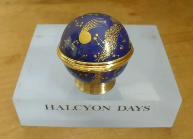 Halcyon Days Halley's Comet Enamel Box & Stand - 1 7/8"(4.75cms)