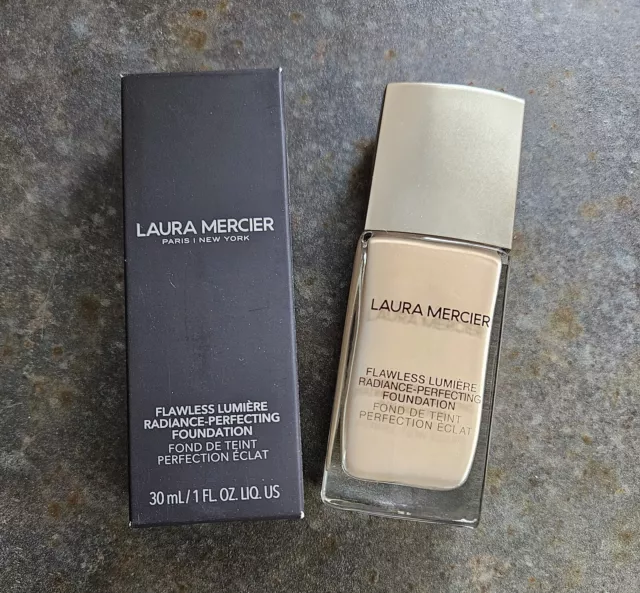 Base perfecta Laura Mercier impecable Lumiere Radiance * anacardo 2N1 * ¡nuevo en caja!