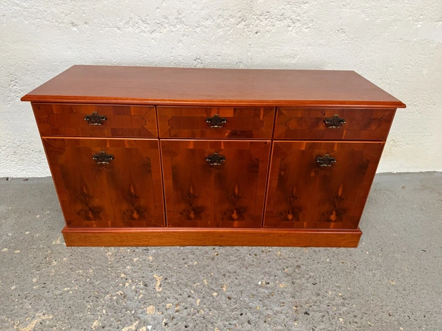 Vintage Morris of Glasgow Cherry Wood Sideboard Buffect Cabinet 3 Door