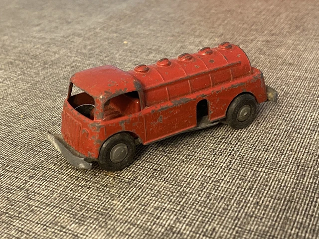 Solido Démontable Junior Modèle n° 193 Peugeot 403 | AU JOUET Solido Démontable Junior Modèle n° 193 Peugeot 403 | AU JOUET
