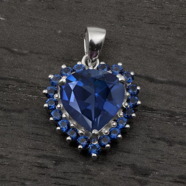 Heart Natural Blue Sapphire Round Blue Cz 925 Sterling Silver Cluster Pendant