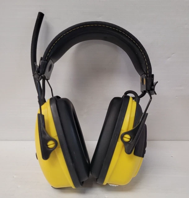 (N76004-2) Stanley RST-63012 Digital FM/AM/MP3 Radio Earmuffs