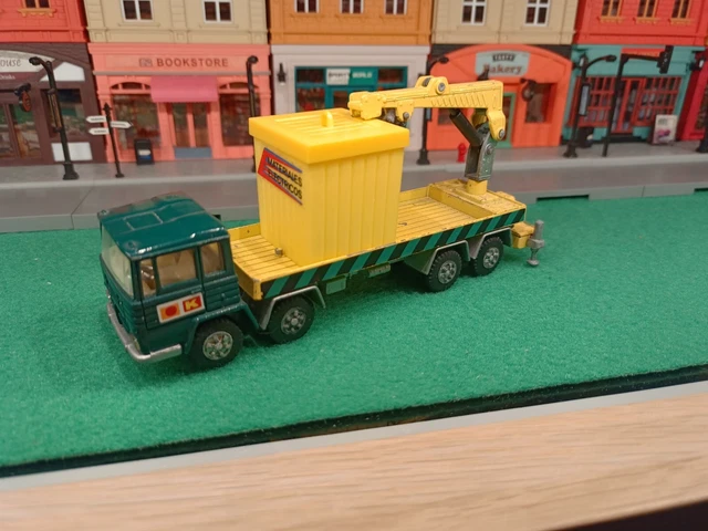 Miniature Camion Citerne MIRA Thermo Fina – Échelle 1:64 – Couleur Platine – Volkswagen