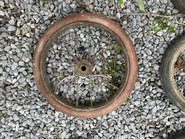 Roue De Voiture à Pédales Vintage - Métal Et Caoutchouc - France - Occasion