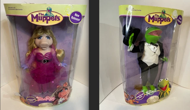 2006 Brass Key Miss Piggy and Kermit the Frog Porcelain Dolls