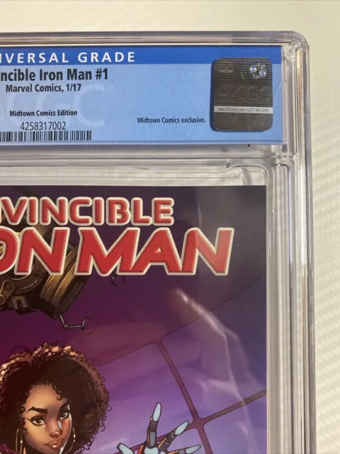 Invincible Iron Man 1 CGC 9.8 Midtown Campbell variant Marvel 2