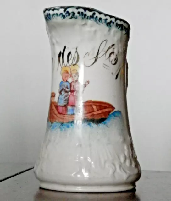 POUPÉE ANCIENNE, ANCIEN POT pour service de toilette en faience