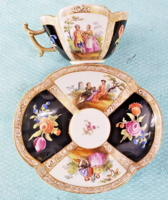 Ancienne Tasse Et Sa Sous Tasse En Porcelaine Fine Allemande Saxe-Meissen?????