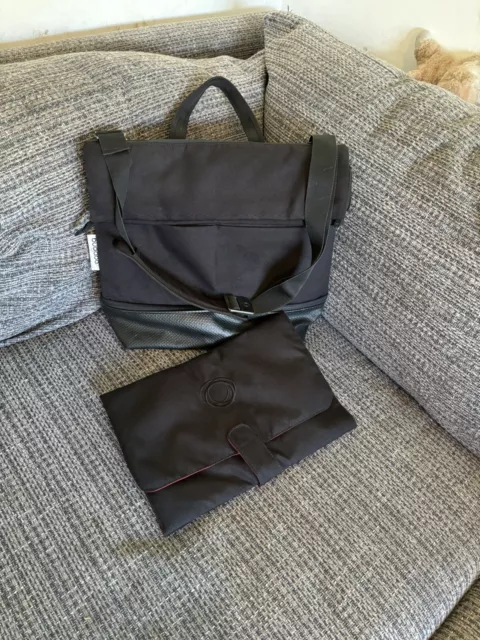 Bolsa de cambio Bugaboo con tapete. Negro.