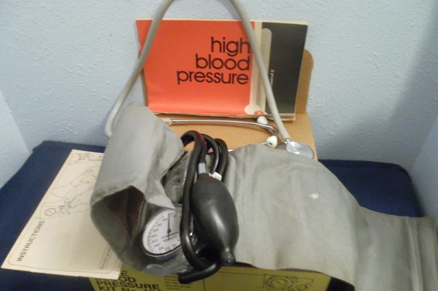 Vintage Clayton Sphygmomanometer w/ Home Blood Pressure Kit#105 by Marshall