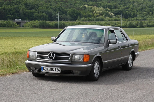 Oldtimer Mercedes-Benz W126 S-Klasse 500SE BJ 1989