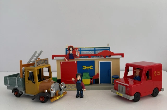 postman-pat-ted-glen-garage-playset-with-vehicles-and-figures-34-00