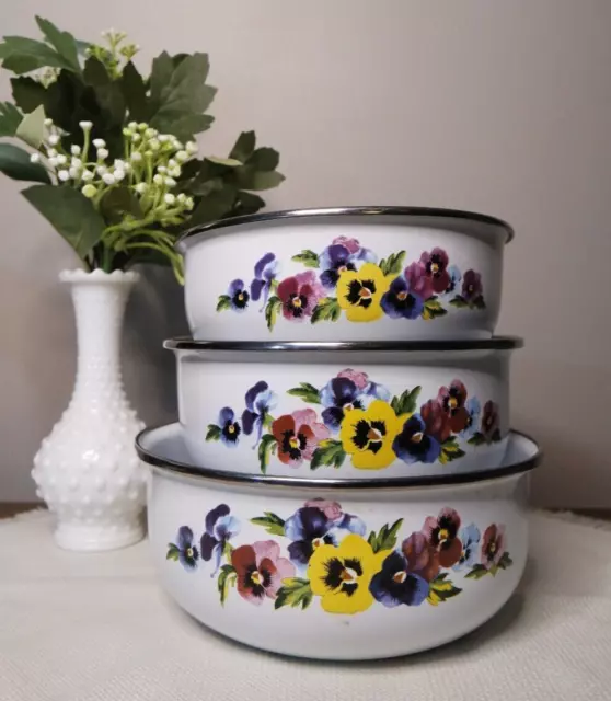 Vintage GMI Enamel Floral Pansies Pansy Flower Nesting Mixing Bowls (Set of 3)