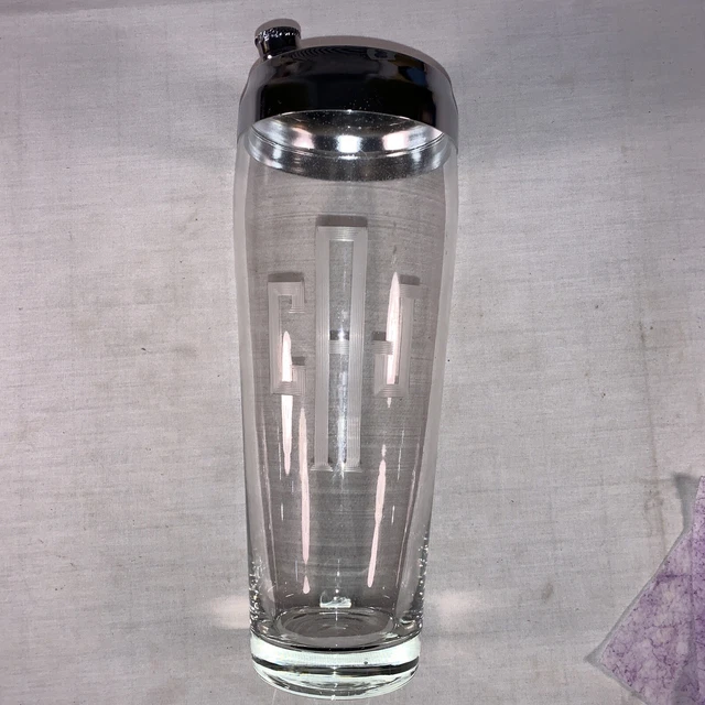 VINTAGE CLEAR GLASS Cocktail Shaker Mid Century Modern Bar Ware Chrome