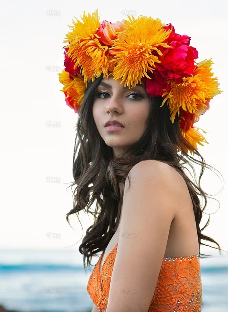 Victoria Justice  Glossy High Quality Photos