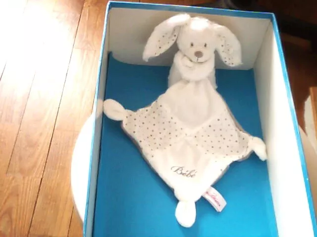 Doudou 6251A / Lapin "Pommette" Mouchoir Blanc/Gris - Pois Brode Bebe