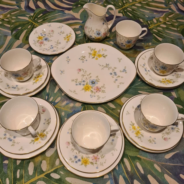 ROYAL DOULTON ELEGY Tea Set *includes rare cake plate* fine bone china