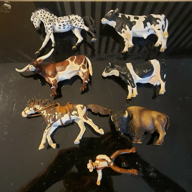 Lot - AMERICAN BISON by Schleich buffalo steer cow cowboy horse retired