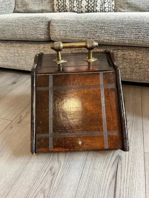 Victoriana Wooden oak  Coal Scuttle Box Early 20th Century