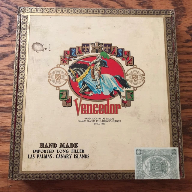 Cigar box for 10 Churchill VENCEDOR cigars Hand made in the Canary Islands  !