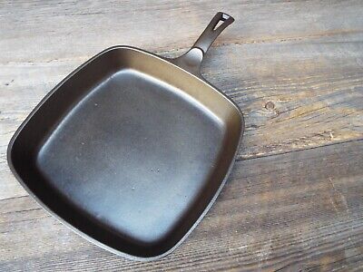 Unmarked Wagner Ware 9-1/2" Cast Iron Square skillet, restored